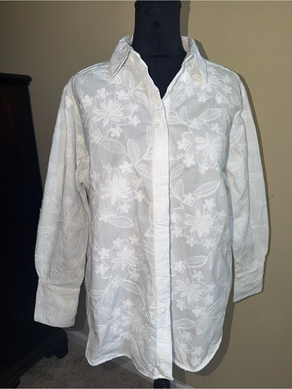 Brooks Brothers Floral Embroidered Shirt